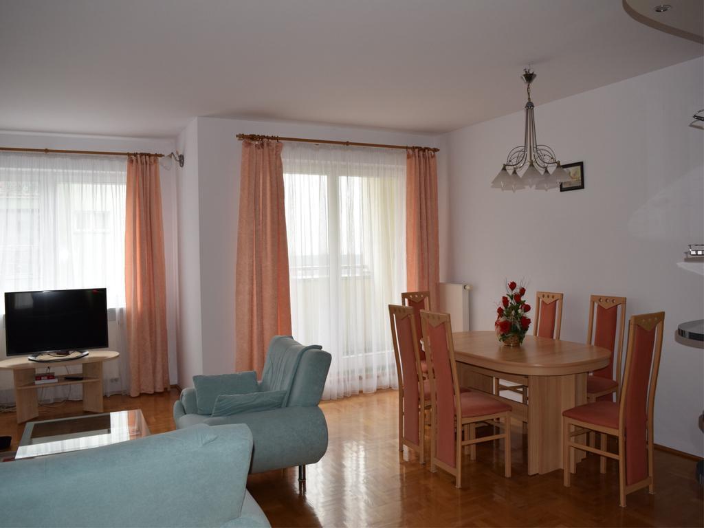 Dgm Apartment Варшава Экстерьер фото