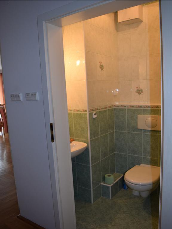 Dgm Apartment Варшава Экстерьер фото
